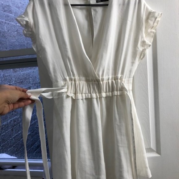 Zara White Ruffle Open Back Dresss - Picture 2 of 5